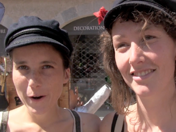 Les Crieuses publiques
