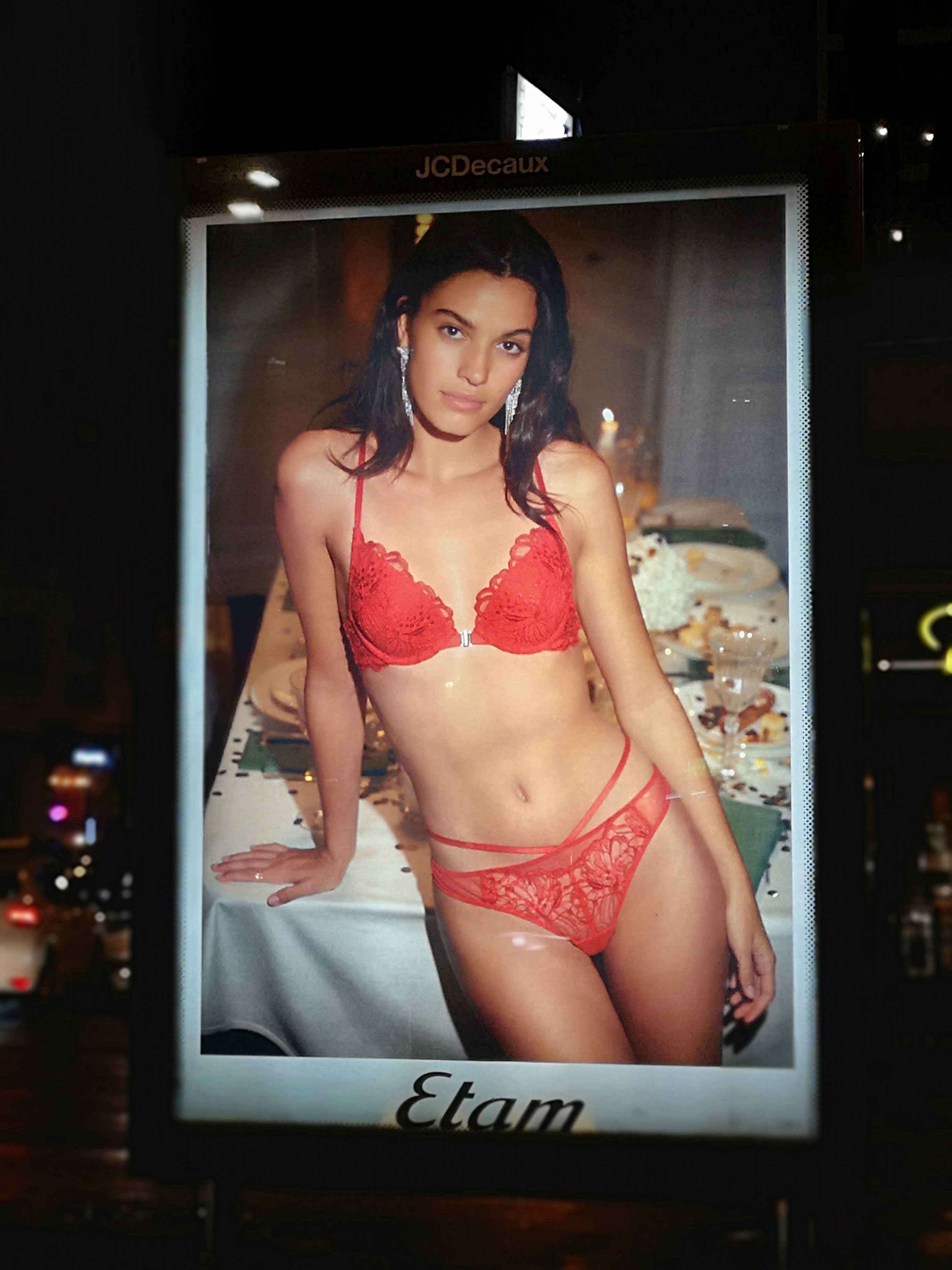 Etam toujours à la pointe du sexisme